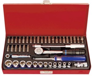 KPL. NASADEK 1/4''  45cz. KRÓTKIE,  6-kąt.  4 - 14mm + BITY,  Z  AKCESORIAMI, CHROM, KASETA King Tony 