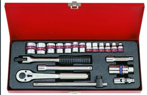 ZESTAW NASADEK 3/8''  20cz.  KRÓTKIE  12-kąt.  CALOWE  1/4 - 7/8''  Z  AKCESORIAMI, CHROM, KASETA King Tony