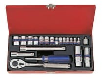 KPL. NASADEK 1/4'' + 3/8''  21cz.  KRÓTKIE  12-kąt. 10 - 19mm, 6-kąt. 4 - 9mm  Z  AKCESORIAMI, CHROM, KASETA
