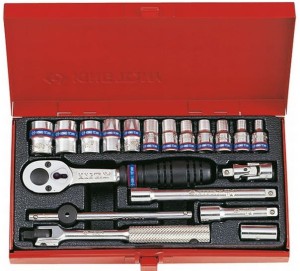 KPL. NASADEK 1/4''  19cz. KRÓTKIE,  6-kąt.  4 - 13mm  Z  AKCESORIAMI, CHROM, KASETA King Tony