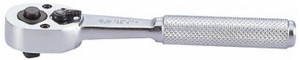 GRZECHOTKA  Z PRZYCISKIEM 1/4''   24 ZĘBY  130mm  CHROM,  UCHWYT  MOLETOWANY, BLOKADA King Tony